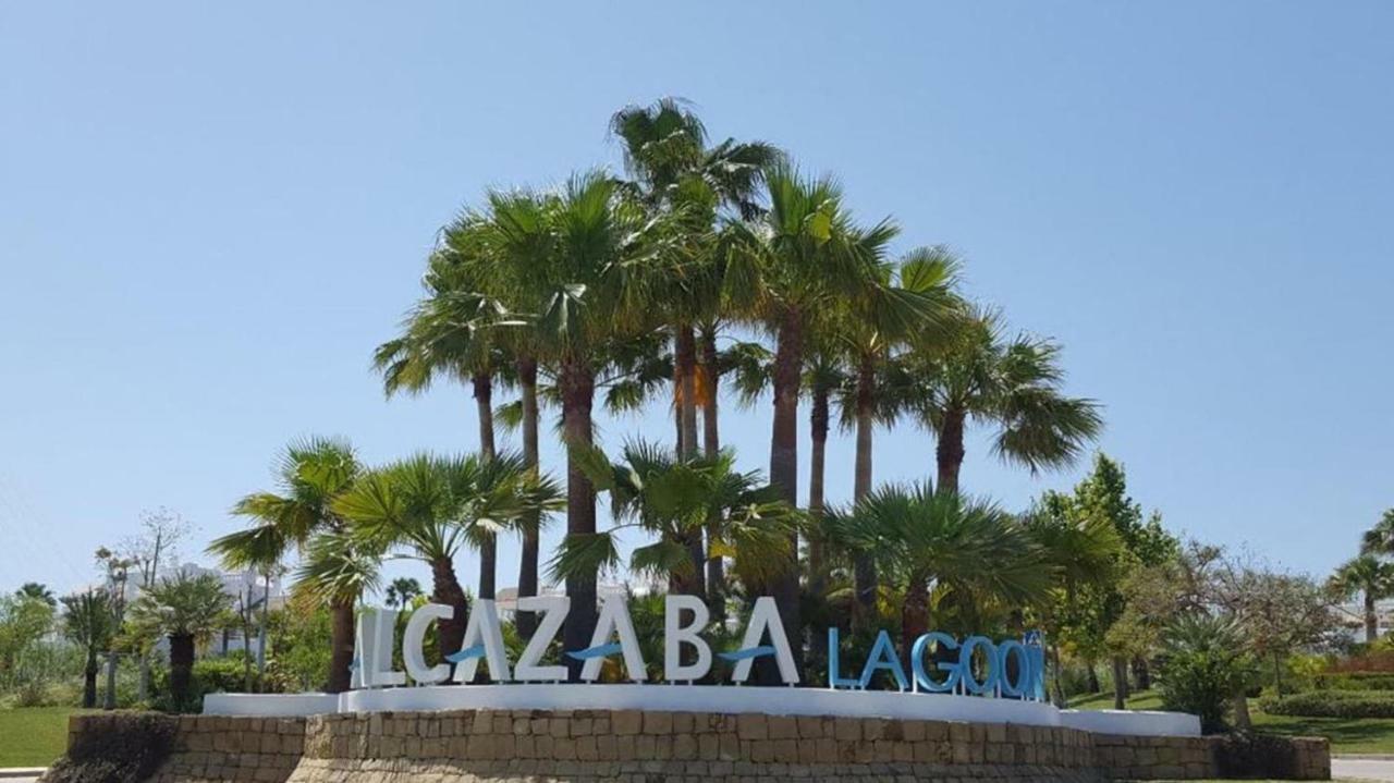 Alcazaba Lagoon Estepona Golf Leilighet Eksteriør bilde