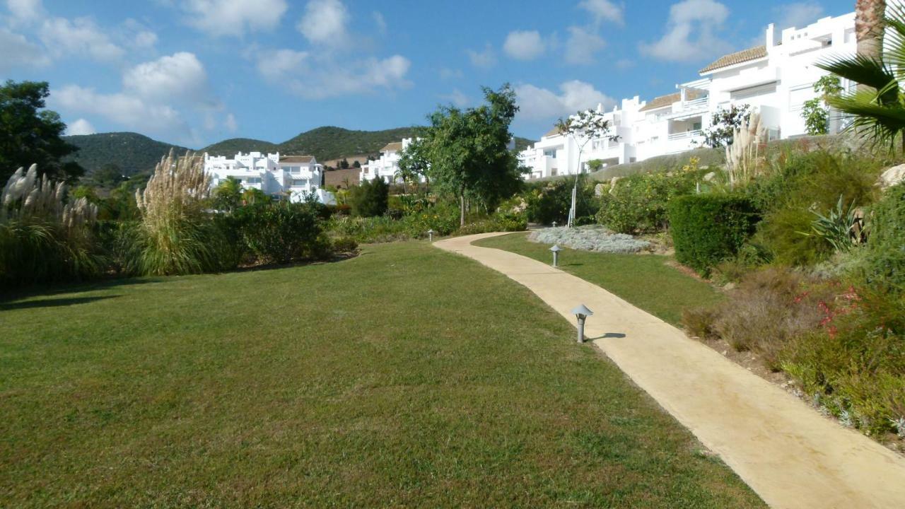 Alcazaba Lagoon Estepona Golf Leilighet Eksteriør bilde