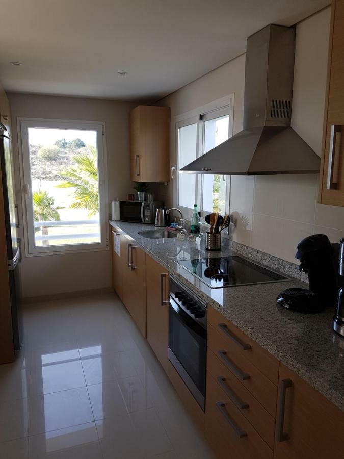 Alcazaba Lagoon Estepona Golf Leilighet Eksteriør bilde